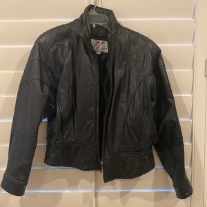 Wilson’s 100% Black leather Jacket vintage